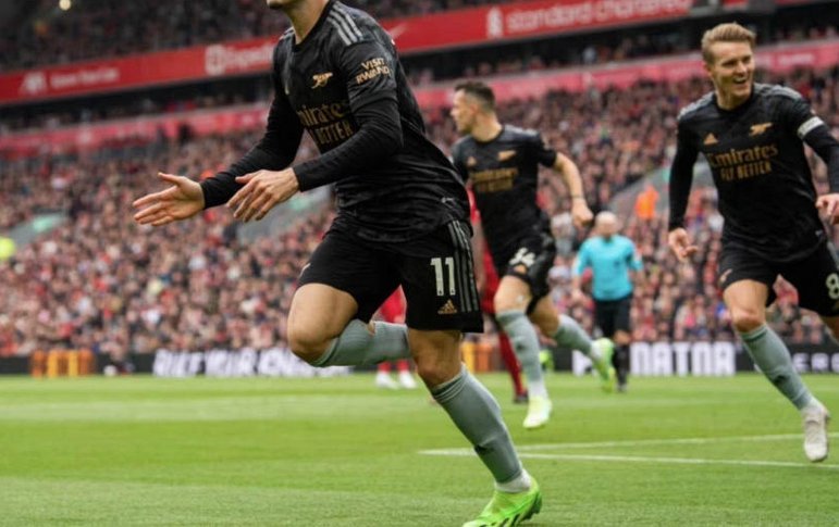 阿森纳9分优势蒸发，争冠为何“掉链子”？