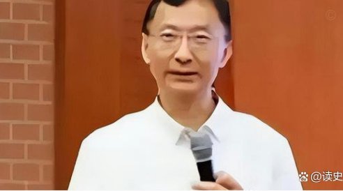 谁在吹捧唐华健？背后真相引争议