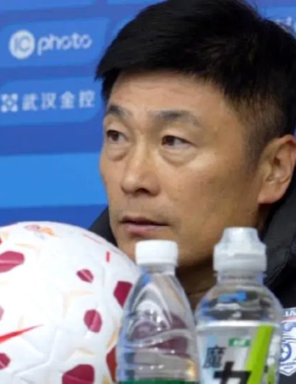 李国旭：年轻球员进步非常快，这其中一半功劳属于球迷