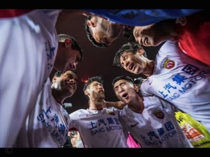 足球报：U17首战无论在中场的传控还是前场的进球都略显拖沓