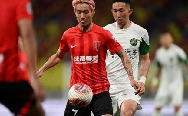蓉城3-0擒河南夺8连胜韦世豪破门刘殿座扑点