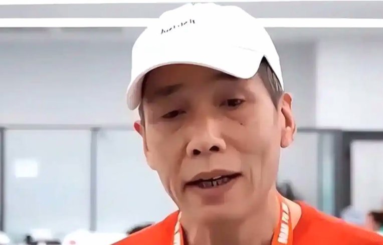 浮嶋敏遇质疑，董马罕见同声援