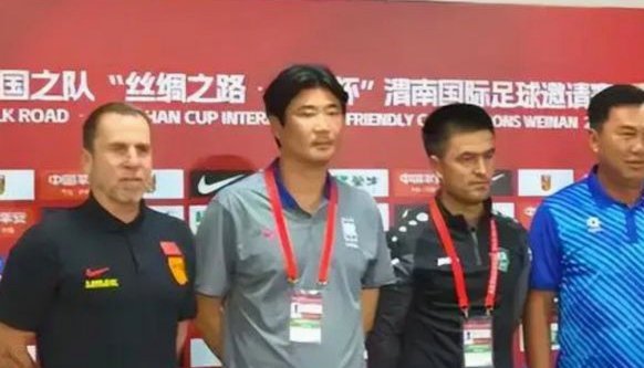 建议四国赛后再约他们打一场内部赛